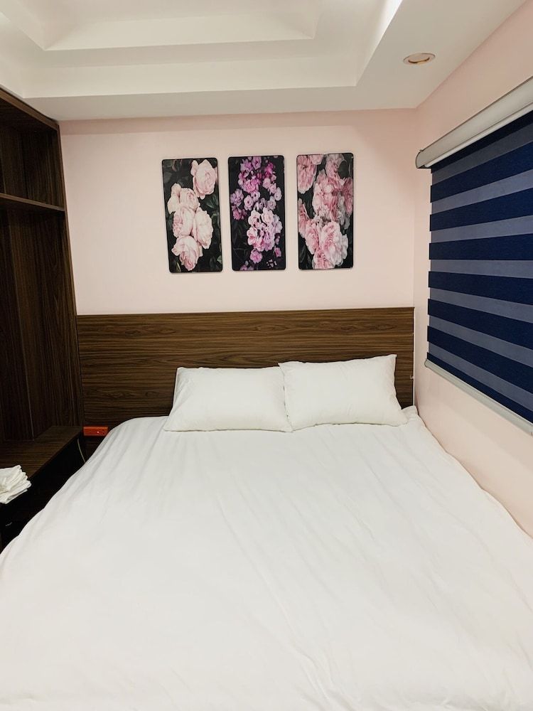 My Dream Hotel
