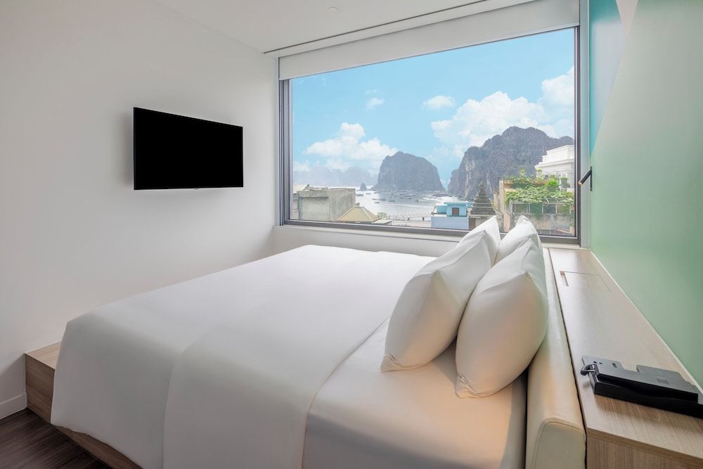 undefined Tru by Hilton Ha Long Hon Gai Centre 7