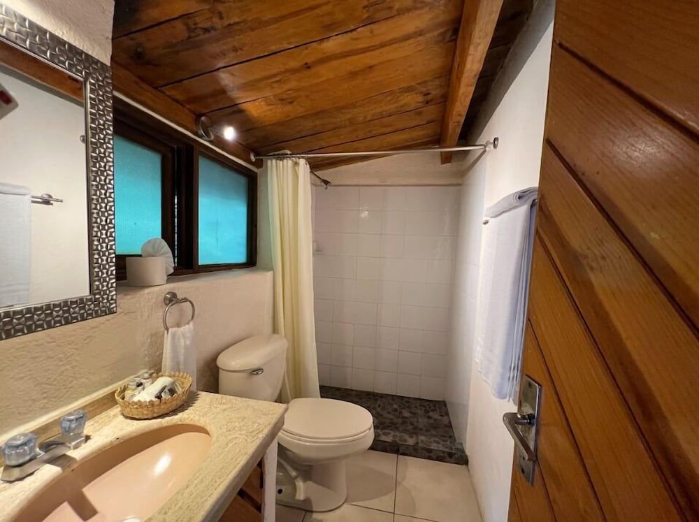 Loto Azul Resort and Spa Junior Suite 12