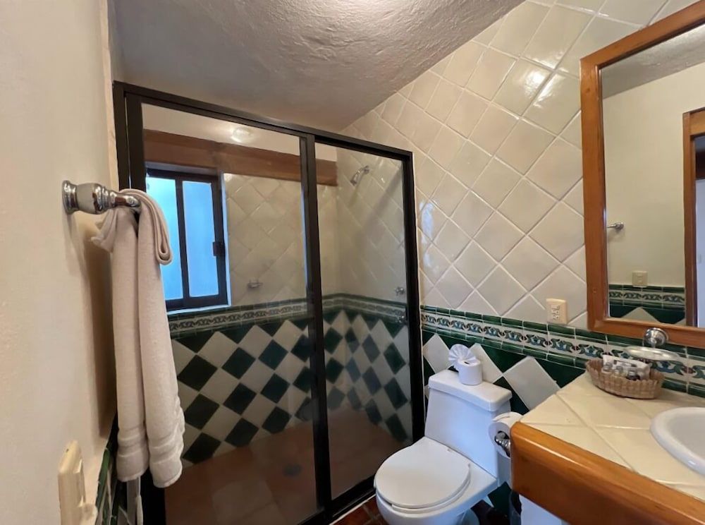 Loto Azul Resort and Spa Suite 6