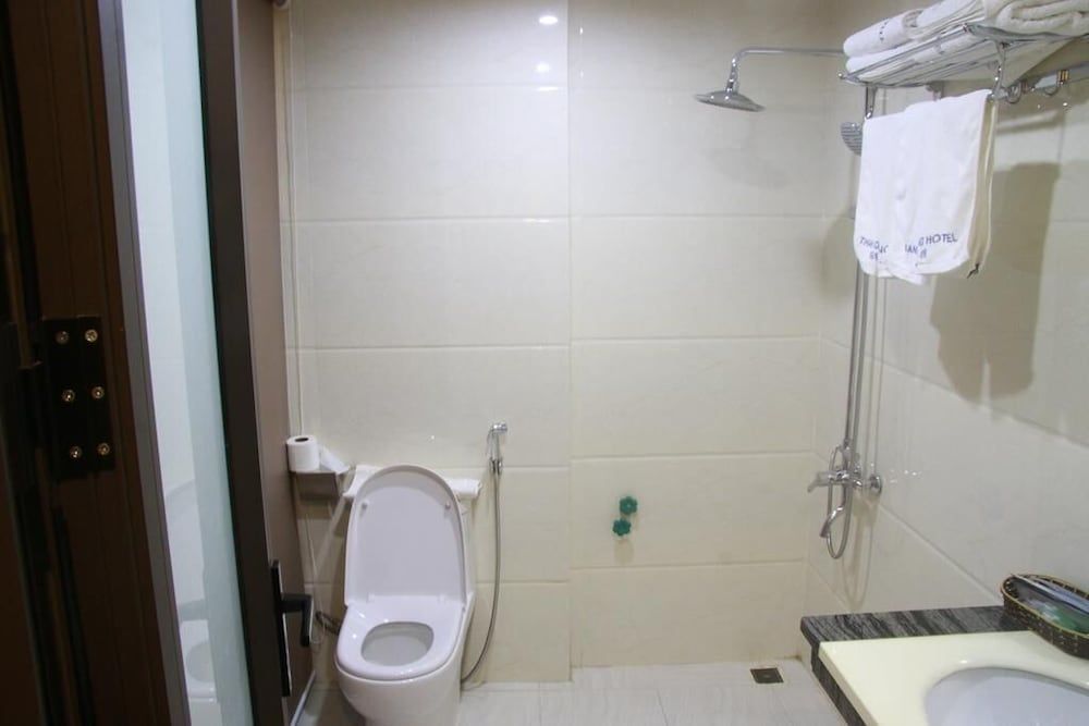 undefined Thanh Long Hotel 5