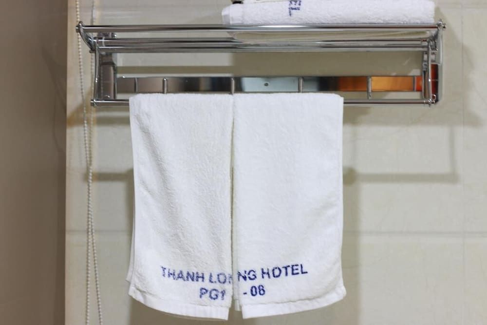 undefined Thanh Long Hotel 8