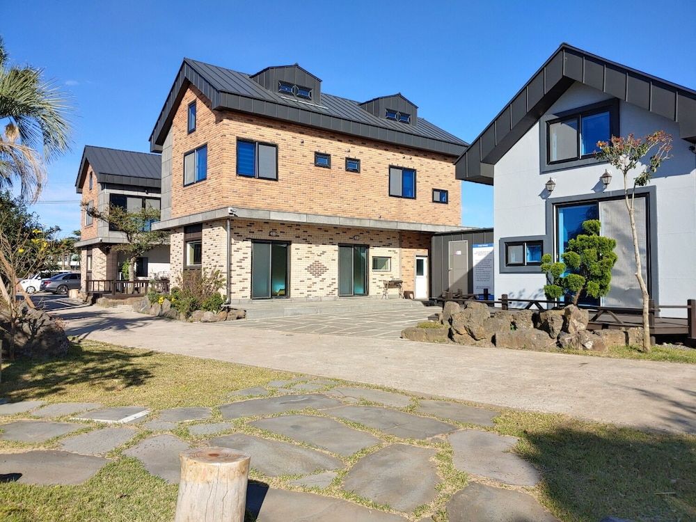 undefined Gentle Resort 2