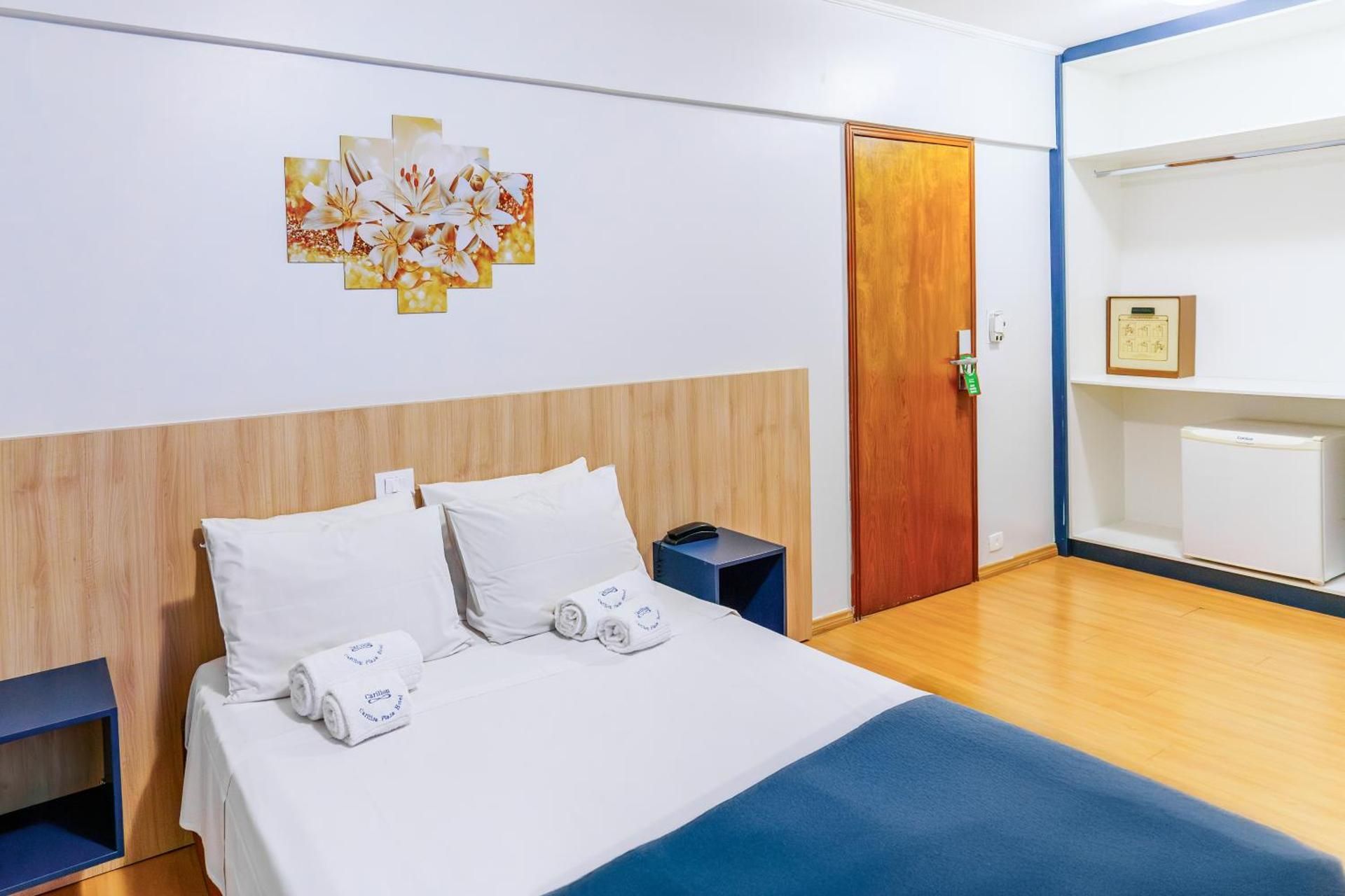 undefined Carillon Plaza Hotel 4