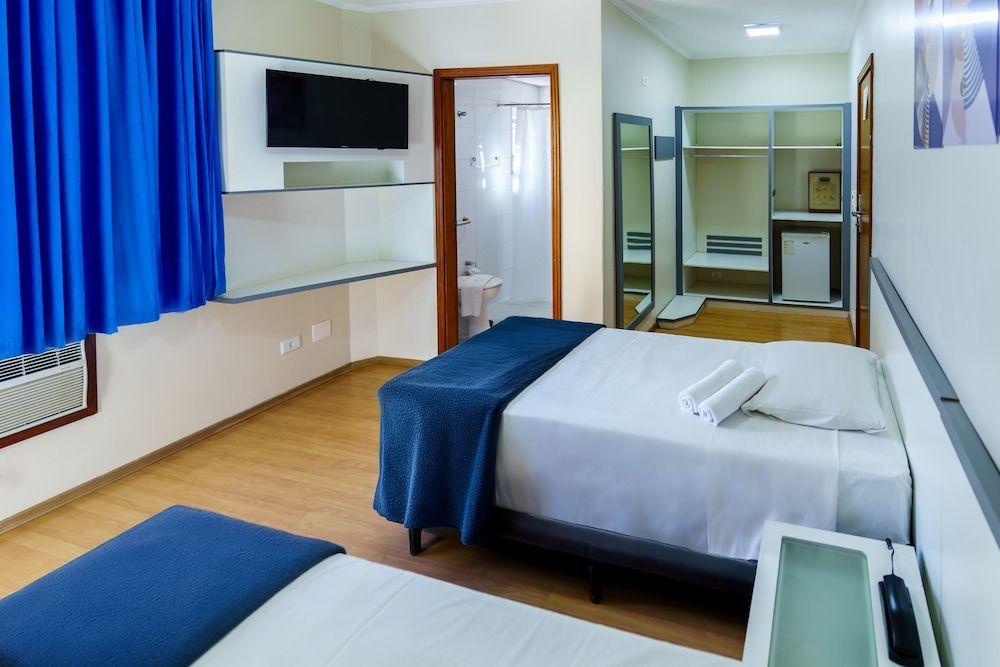 Standard Studio, Accessible