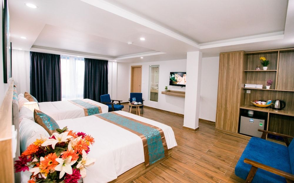 undefined Hallo Hotel 8