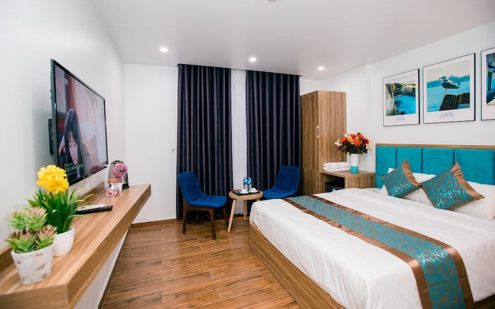 undefined Hallo Hotel 5