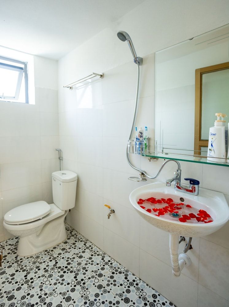 Hang Mua Central Homestay Bungalow room with garden view 6