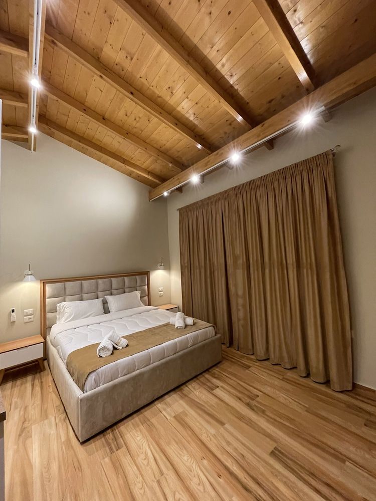 Arial Penthouse Suites