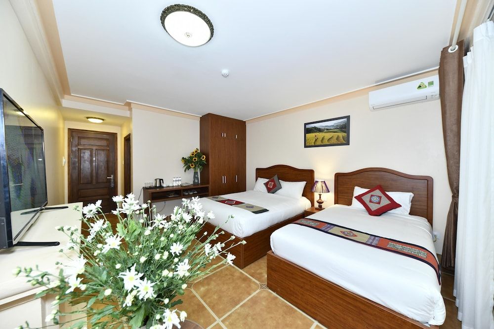 Sapa Symphony Hotel Deluxe Triple Room 3