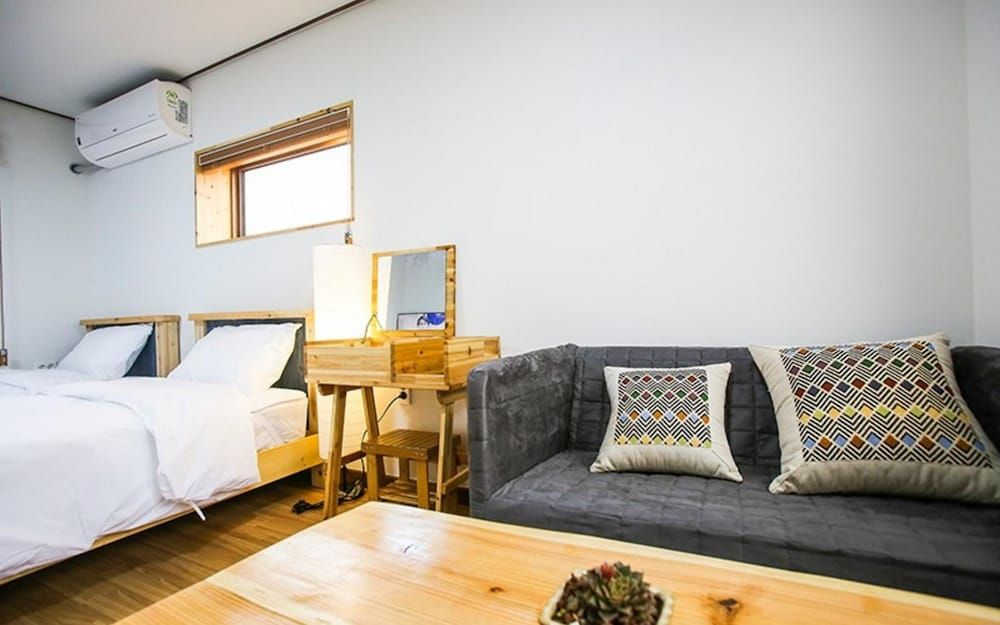 undefined Jeju Badangeobu Pension 2