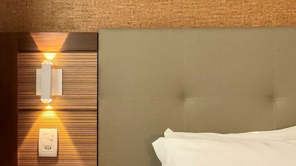 BCI- Flats Corporate Plaza By Anora Spaces Deluxe Double Room 20