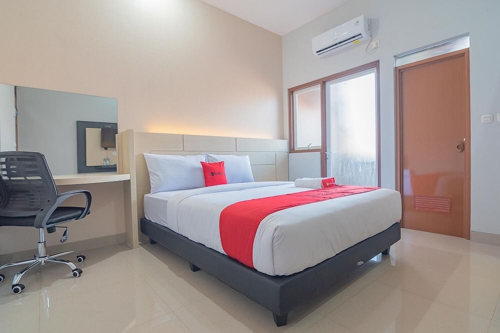 Double Room (Reddoorz)