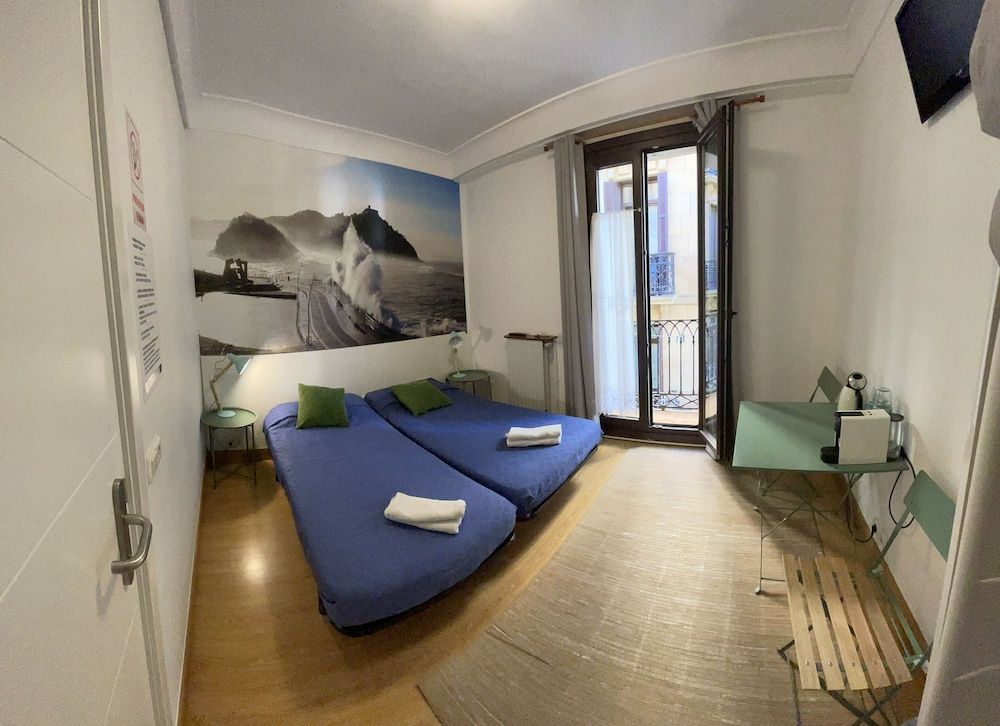 Economy Room, City View