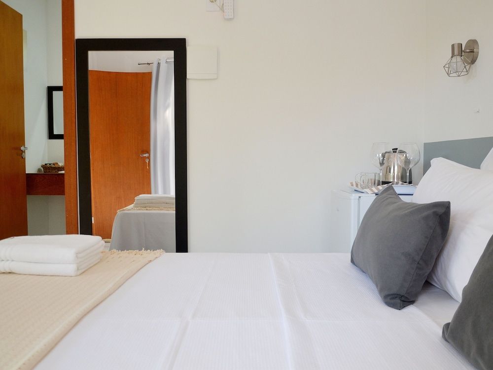 Standard Suite, 1 Queen Bed