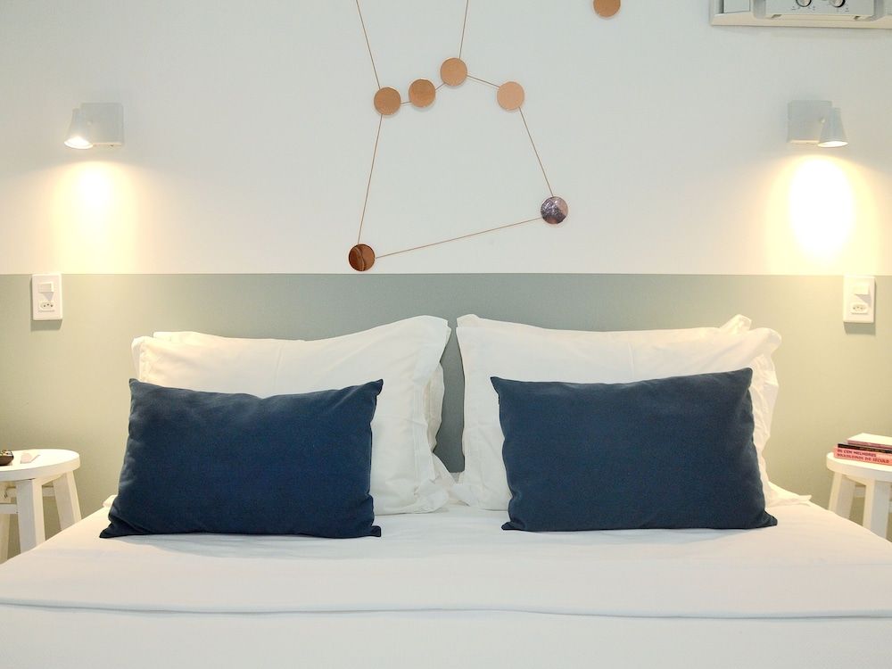 Standard Suite, 1 Queen Bed (6)