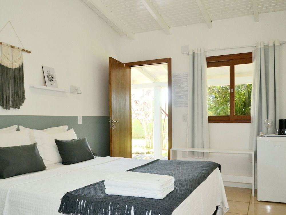 Standard Suite, 1 Queen Bed (5)