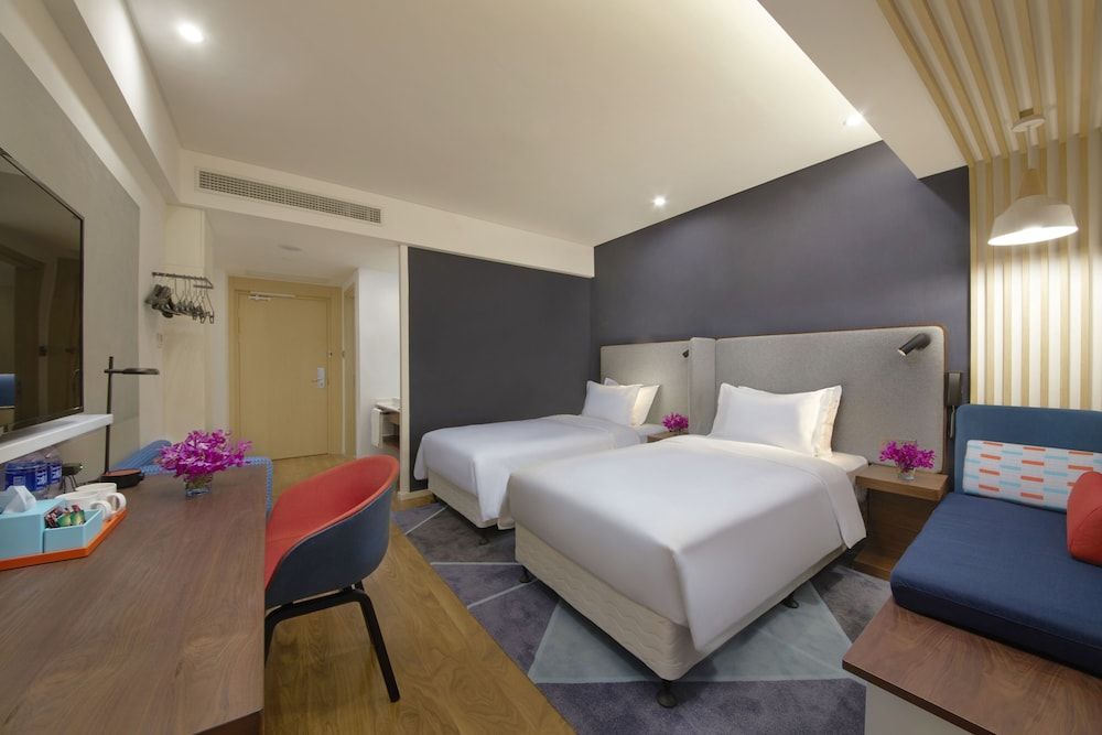 Standard Room, 2 Twin Beds (High Floor)