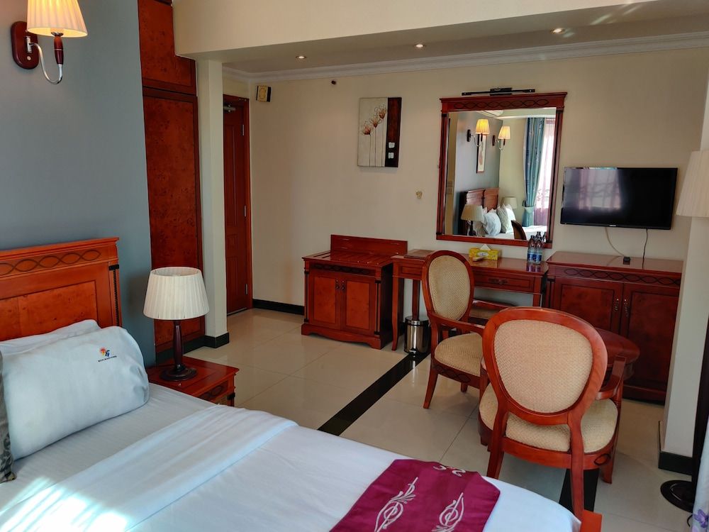 Hotel Nikko Tower Standard Twin Room 3