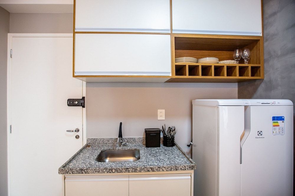 Studio Republic (Vibe) Studio 8