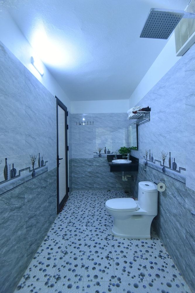 Tamcoc Valley Homestay Triple Bungalow 7