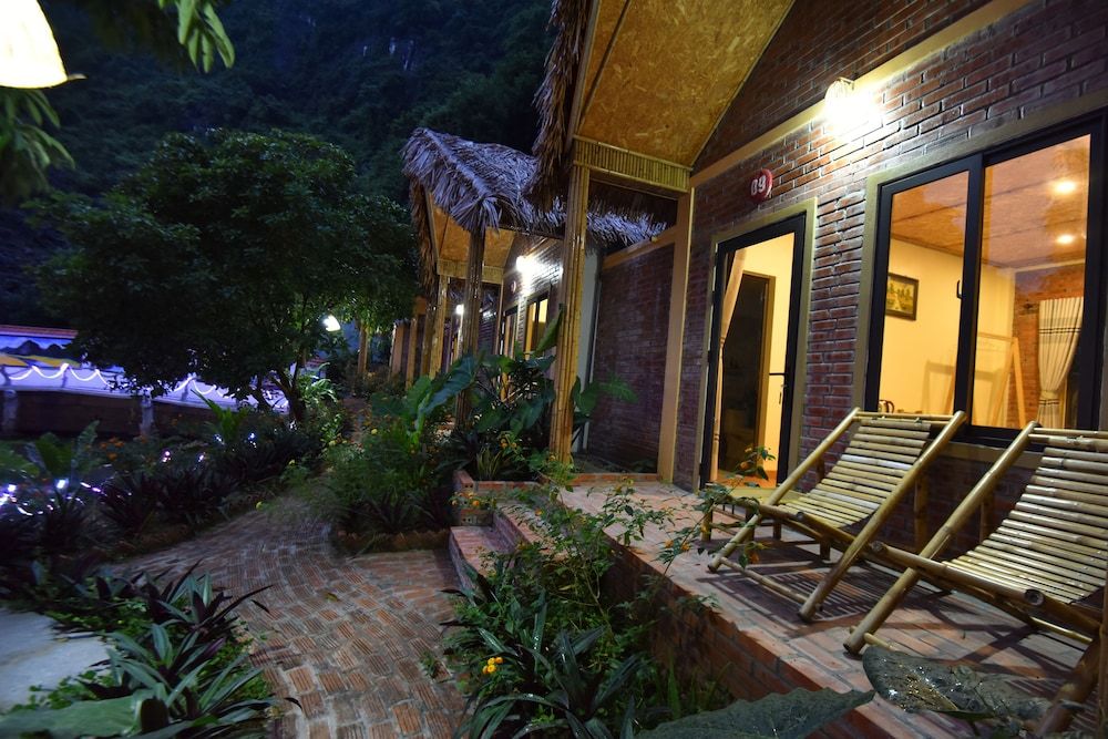 Tamcoc Valley Homestay Basic Bungalow 5