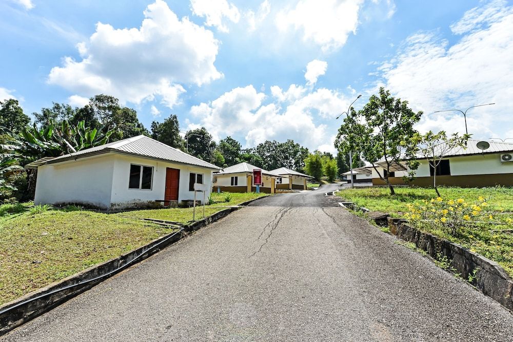 undefined Usima Forest Resort 5