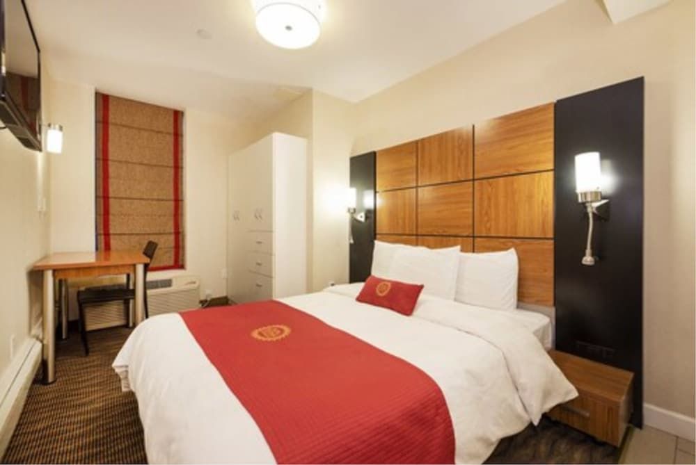 undefined Hotel Five44