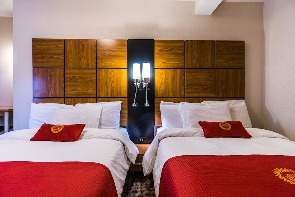 Hotel Five44 Deluxe Room, 2 Double Beds 9