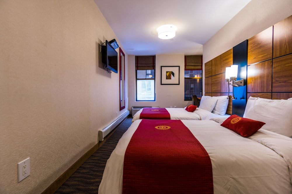 Hotel Five44 Deluxe Room, 2 Double Beds 4
