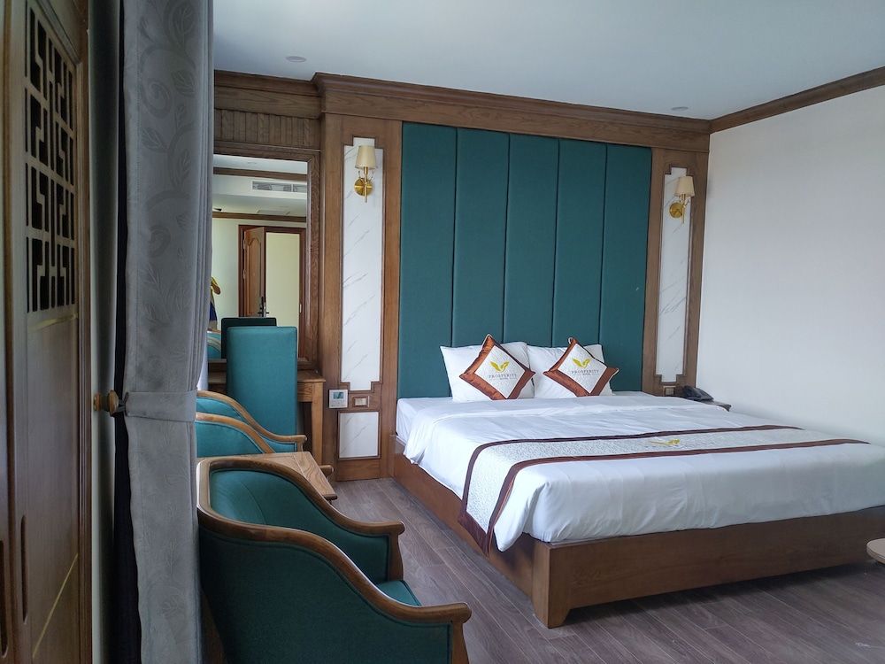 undefined Prosperity Ha Long Hotel 8