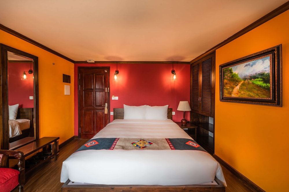 undefined Cat Cat Galerie d'Art 10