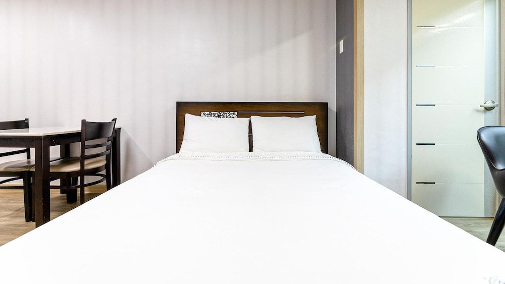 Jeju Badagreen Pension Basic Room, 1 Bedroom (102) 2