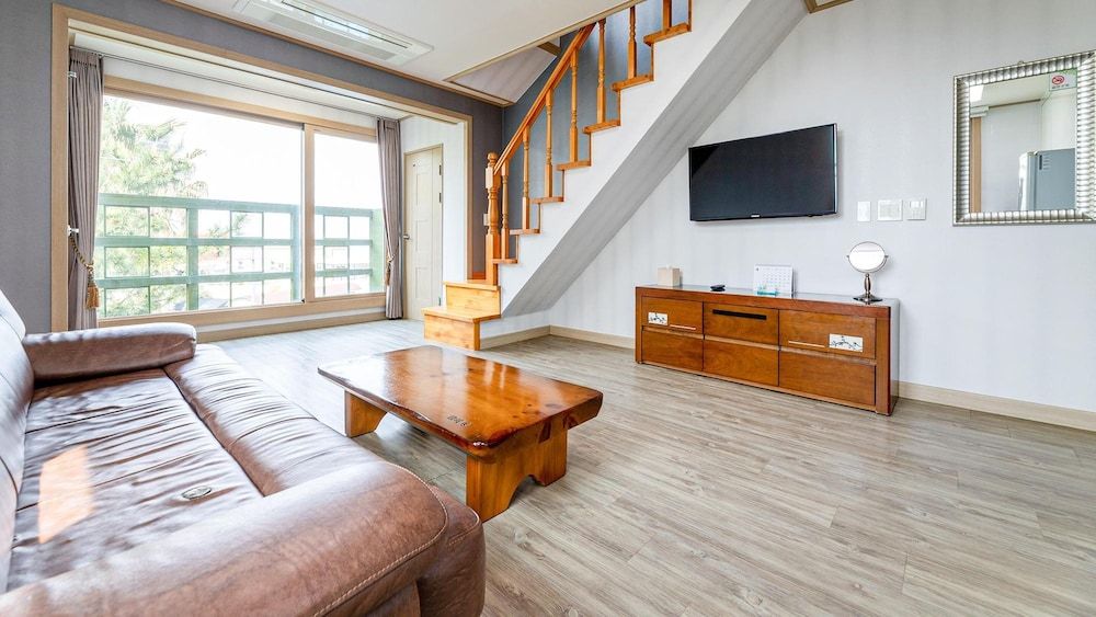 undefined Jeju Badagreen Pension 2