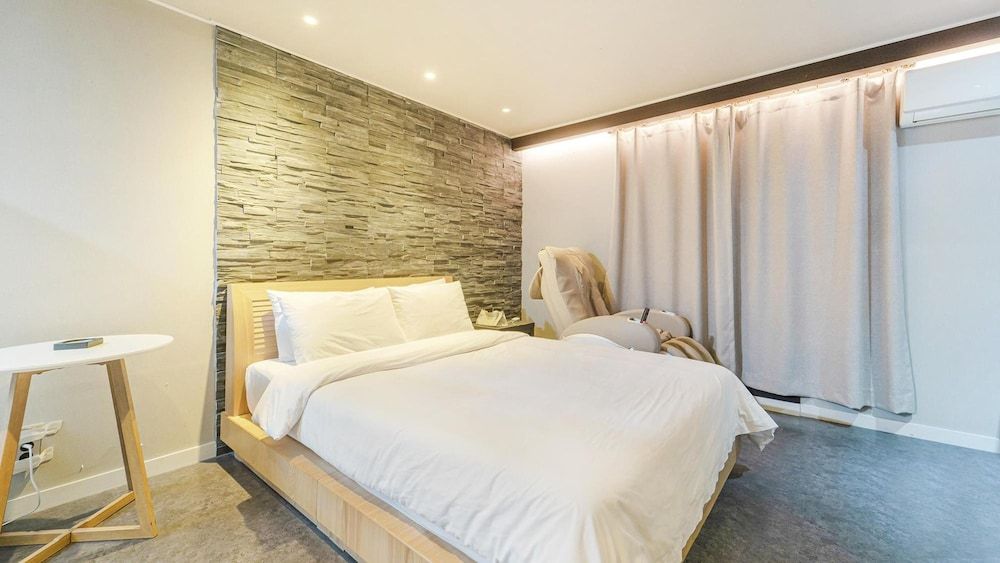 undefined Jeju Ignis 7