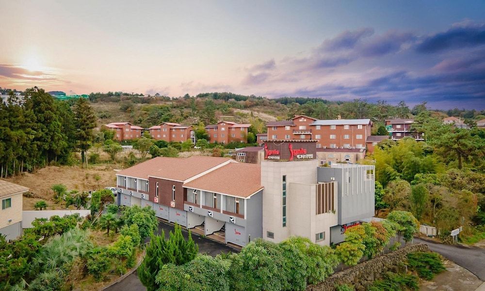 undefined Jeju Ignis 4