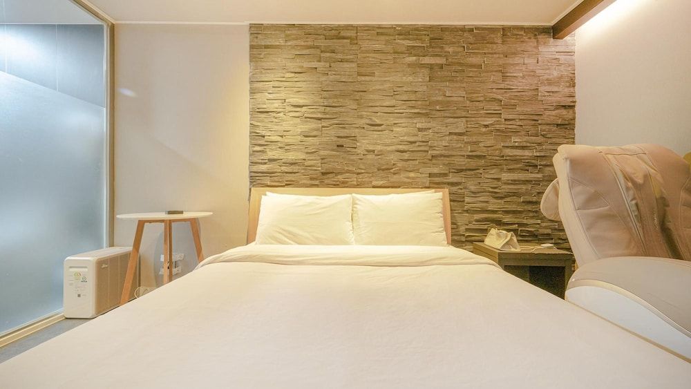 undefined Jeju Ignis 6