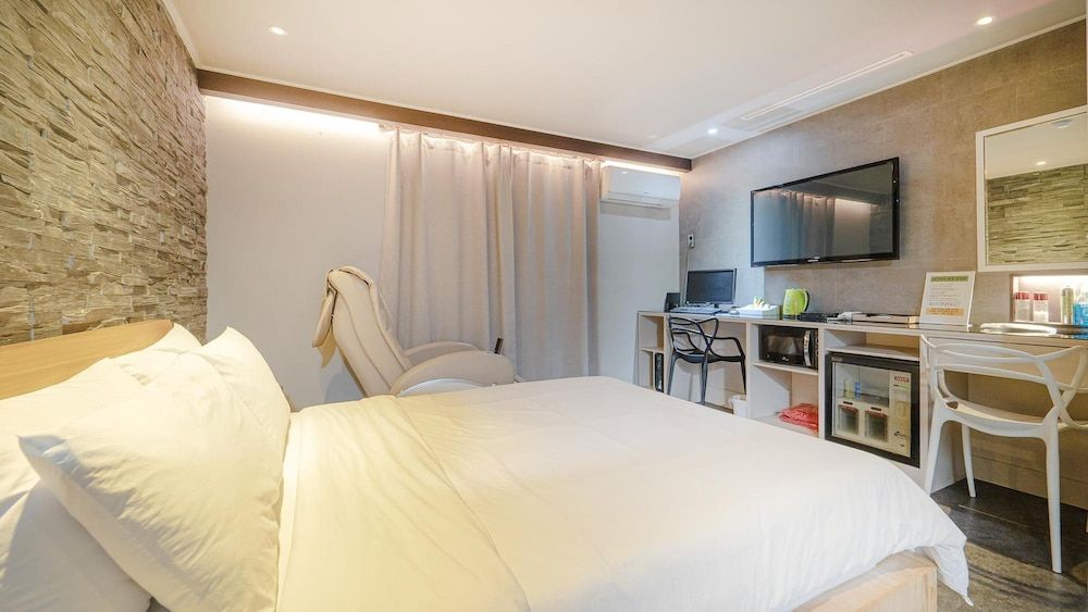 undefined Jeju Ignis 8