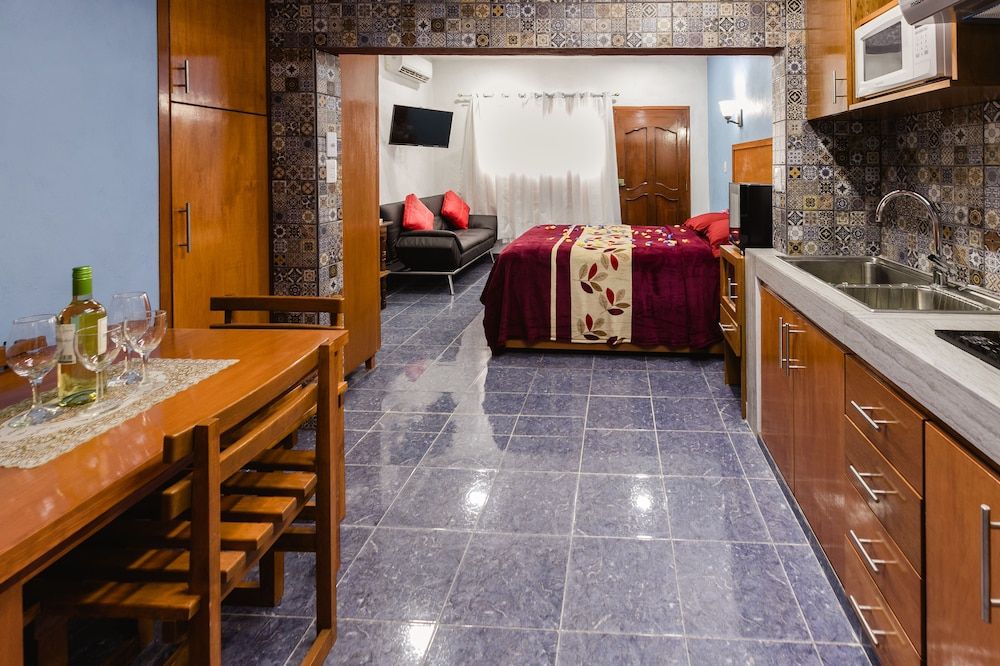 Suite Studio Serviced Apartments