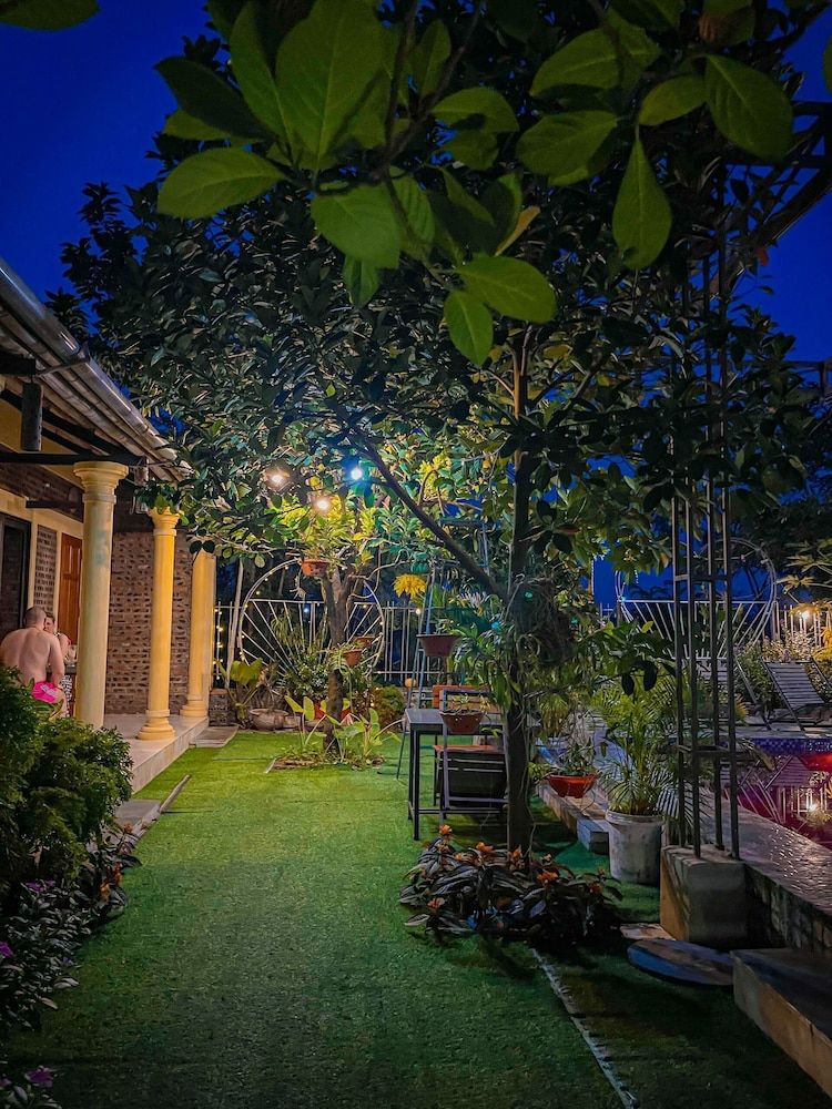 Tam Coc Sunrise Homestay Panoramic Double Room, Non Smoking, Pool View 6