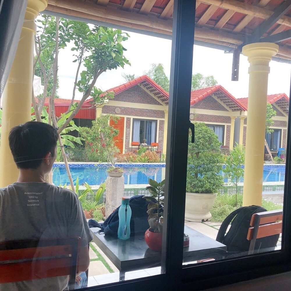 Tam Coc Sunrise Homestay Panoramic Double Room, Non Smoking, Pool View 12