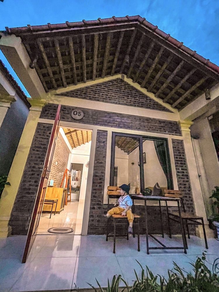 Tam Coc Sunrise Homestay Panoramic Double Room, Non Smoking, Pool View 10