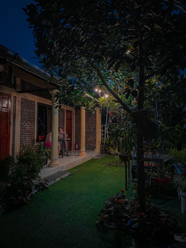 Tam Coc Sunrise Homestay Panoramic Double Room, Non Smoking, Pool View 7