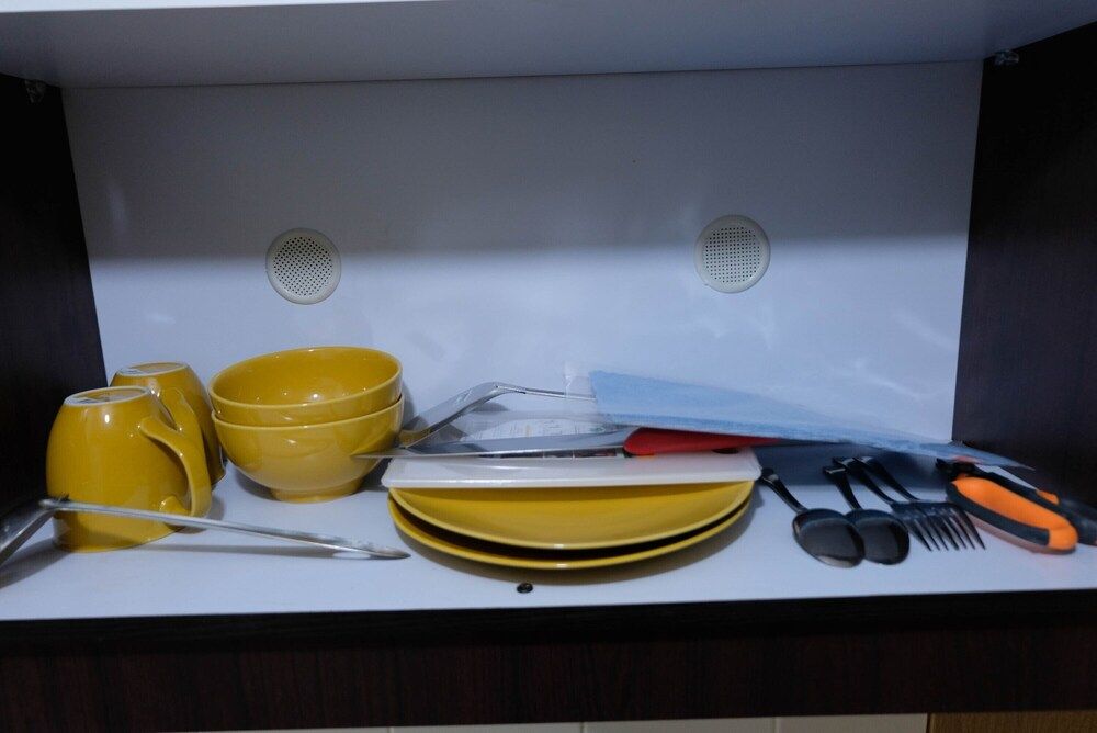 Luxury and Cozy Studio M-Town Apartment Room 9