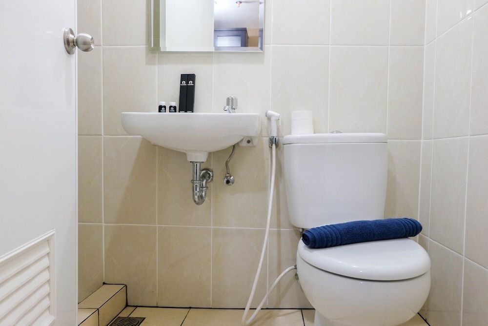 Luxury and Cozy Studio M-Town Apartment Room 12