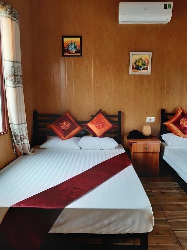 Hang Mua Bungalow Family Room 6