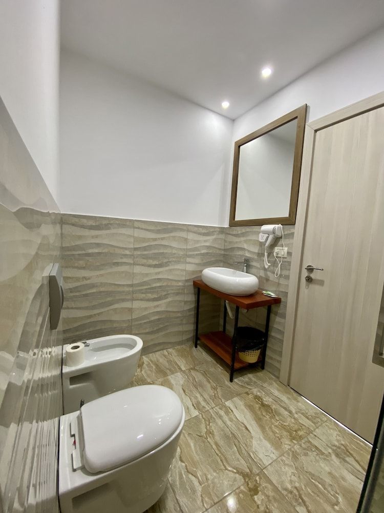 Hotel Globo Deluxe Room 5