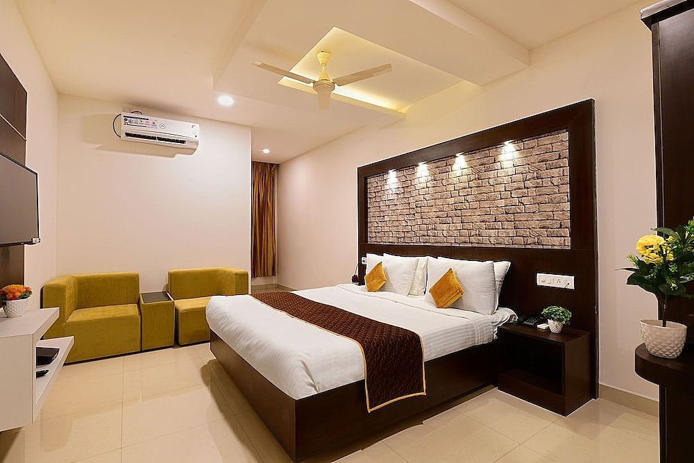 undefined Hotel B V Colours 8