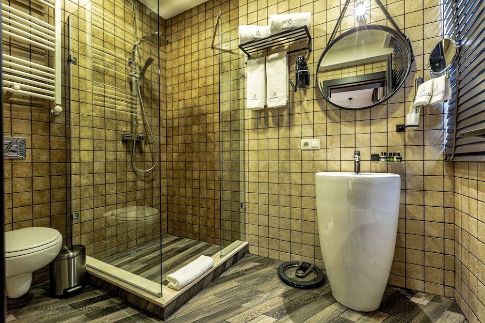 Adamo Hotel Standard Double Room 3