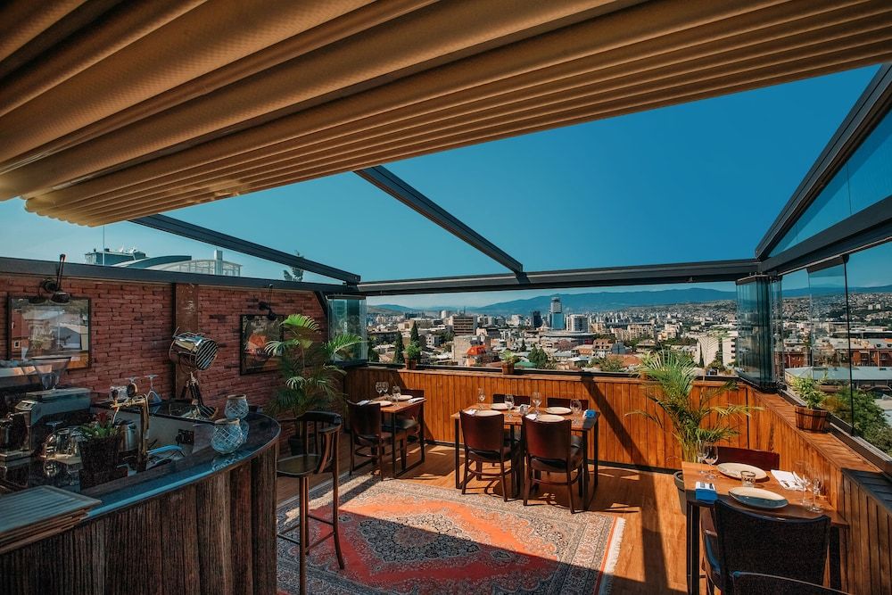 Urban Boutique Hotel 